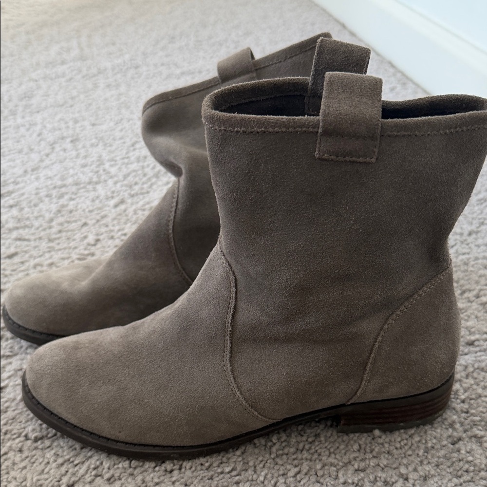 Women's Suede Ankle Boots - gray